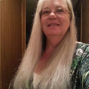 Meet your Posher, Vickie